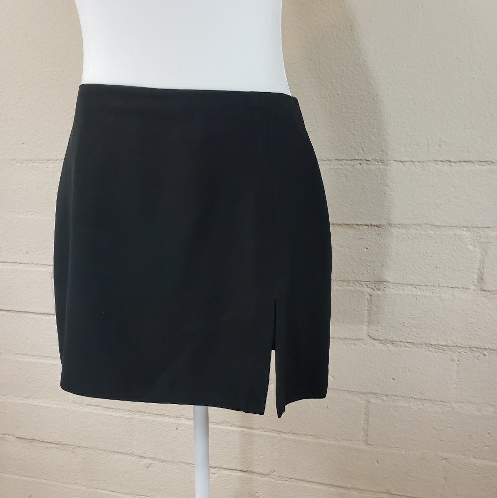 1990 Vintage bebe A-line Skirt - size 8
